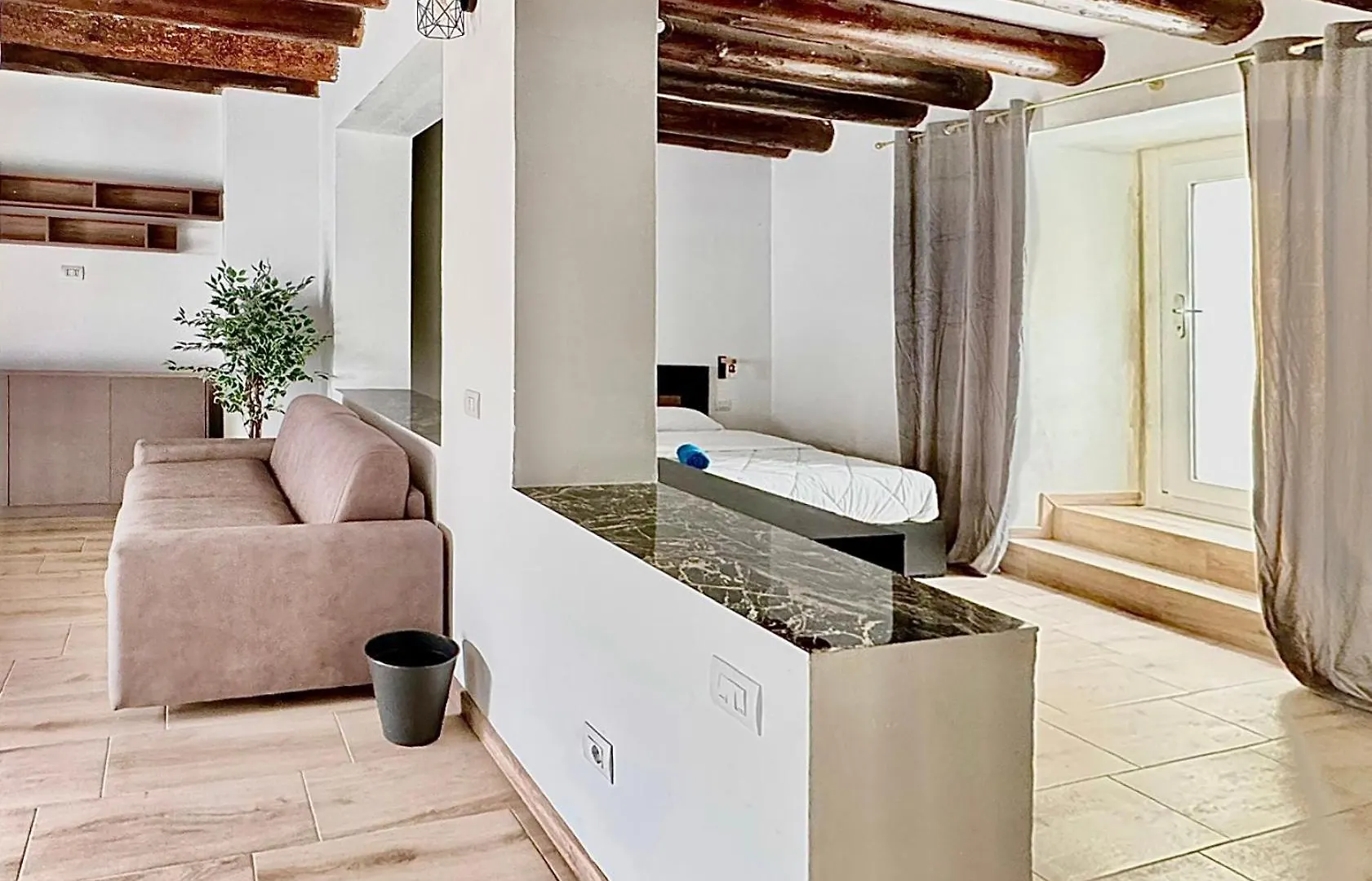 Junior Suite In Bergamo Centro Apartment